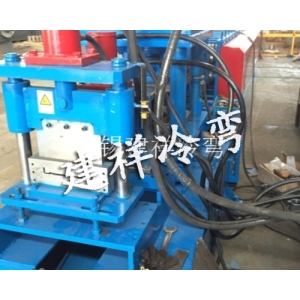 梯边桥架成型机设备