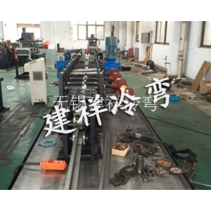 电梯门框成型机设备