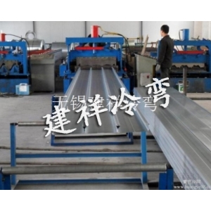 闭口楼层板成型机设备