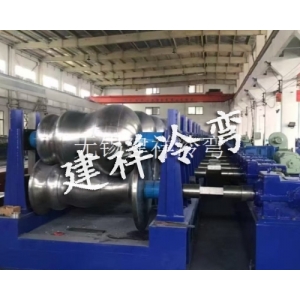 自卸王车厢板设备